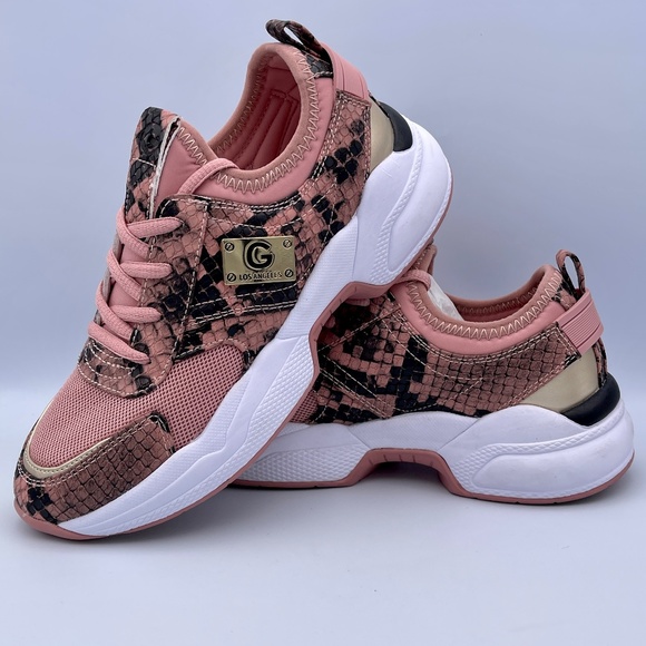 Guess GBG Women's Shoe Jimmy Lace-up Sneakers Pink Digital Camo Size 5 M US - Picture 7 of 7